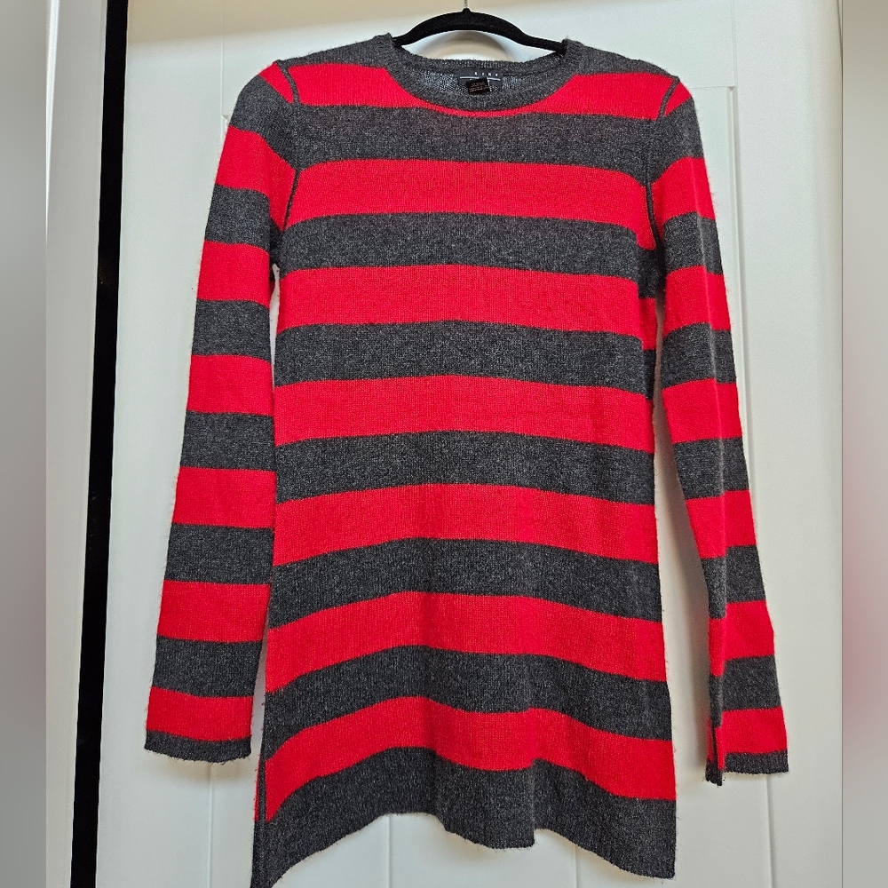 Cashmere sweater